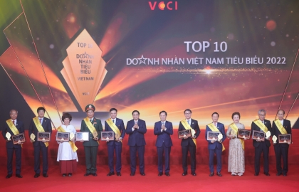 Tổng giám đốc Petrovietnam Lê Mạnh Hùng được vinh danh Top 10 Doanh nhân tiêu biểu nhất Việt Nam năm 2022